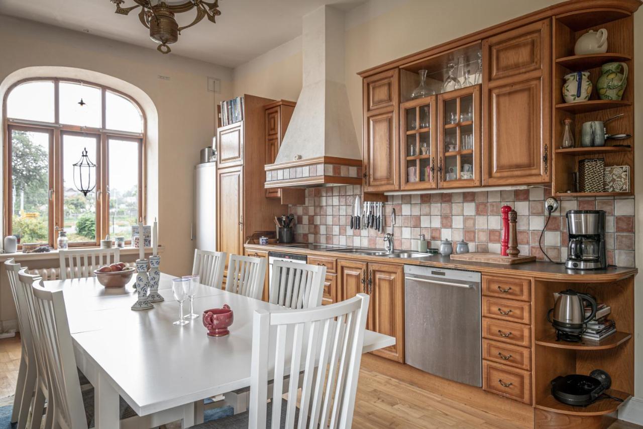 Vita Huset Pa Oesterlen Garsnas ภายนอก รูปภาพ