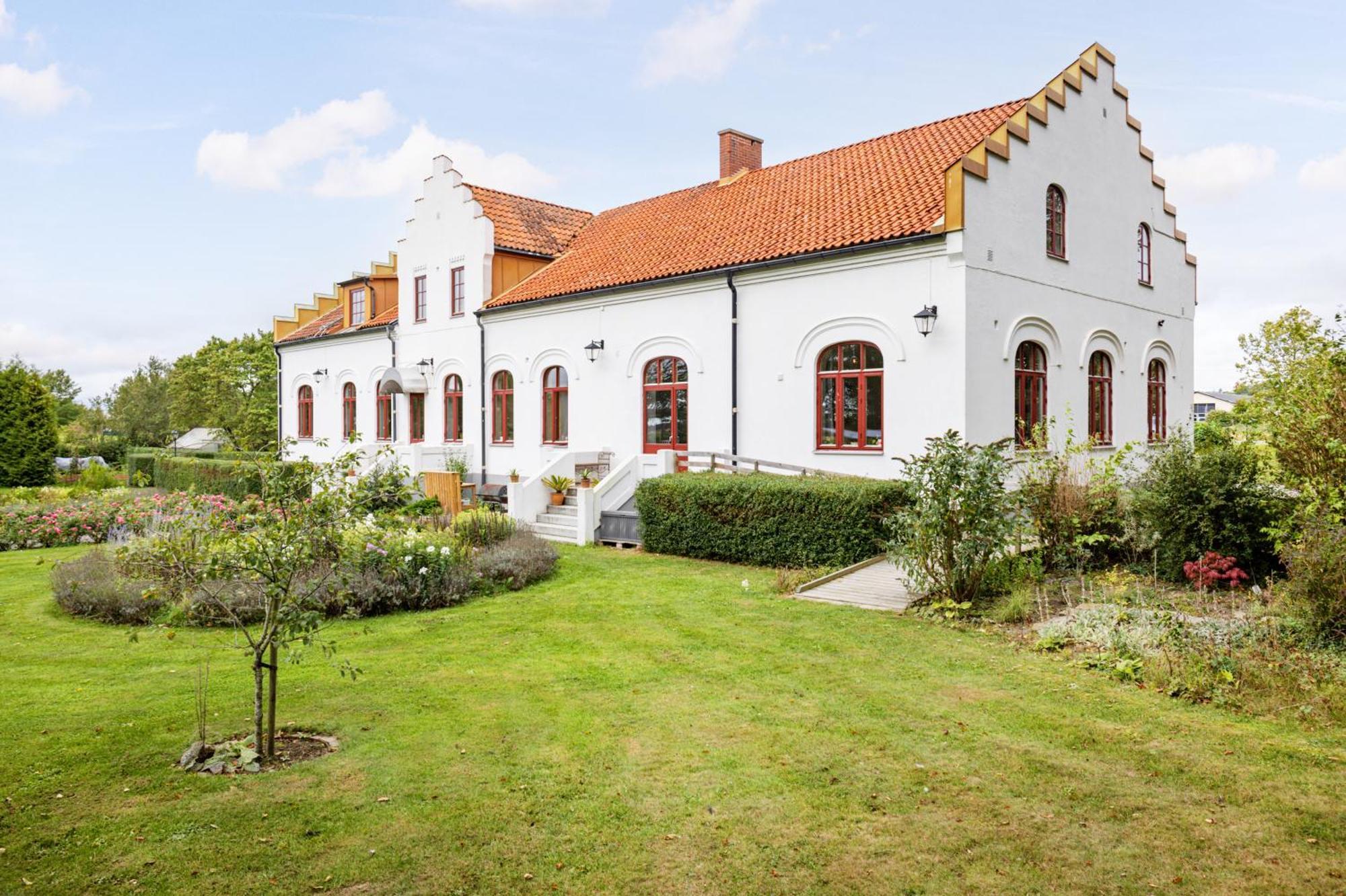 Vita Huset Pa Oesterlen Garsnas ภายนอก รูปภาพ